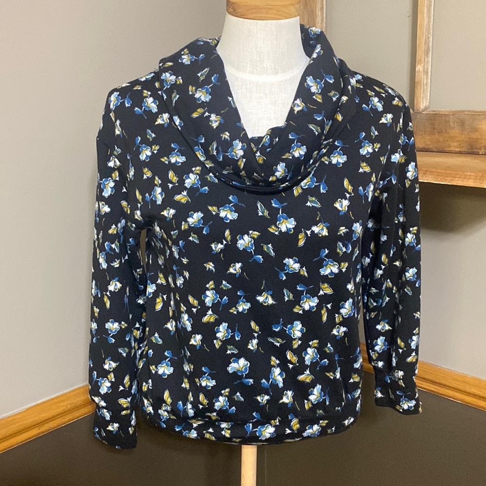 Emaline black floral cowl neck long sleeve top size PS